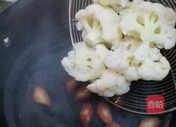 花菜炒肉的做法图解5