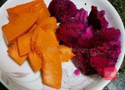 双色南瓜火龙果馒头的做法图解1