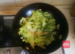 莴苣青椒炒肉丝的做法图解7