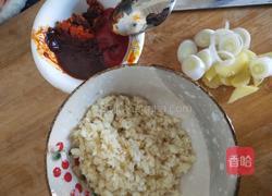 蒜香龙虾尾的做法图解1