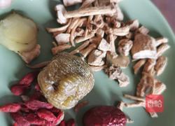 花旗参炖乳鸽汤的做法图解3