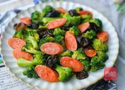 西兰花木耳炒火腿的做法图解13