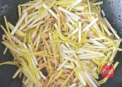 肉丝蒜黄的做法图解7