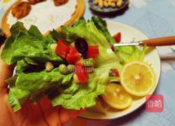 黑橄榄柠汁蔬菜沙拉的做法图解3