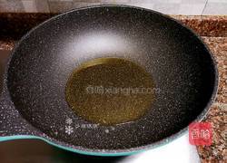 莴笋炒木耳的做法图解5