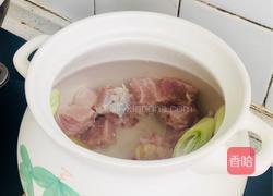 养生排骨玉米汤的做法图解1
