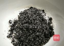 奶香黑芝麻面粉饼的做法图解3