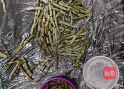 石斛枸杞酒的做法图解3