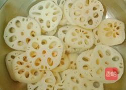 糖醋莲藕便当的做法图解1