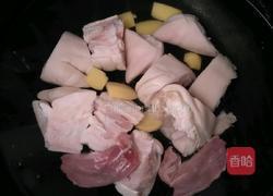 黄豆焖猪蹄的做法图解1