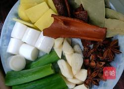 黄豆焖猪蹄的做法图解2