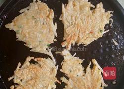 土豆鸡蛋饼的做法图解5