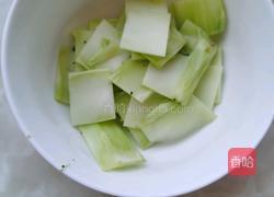 西兰花炒牛肉的做法图解4