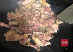 姜爆鸽子的做法图解3
