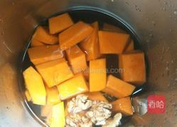 南瓜小米核桃羹的做法图解1