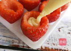 炼奶草莓冰淇淋的做法图解5