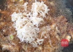 酸菜猪肉炖粉条的做法图解6