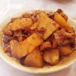 土豆炖鸡腿的做法[图]