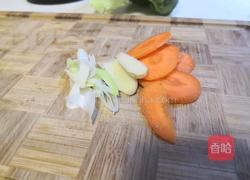 清炒西兰花的做法图解2