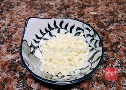 牛肉酱焖鲫鱼的做法图解4