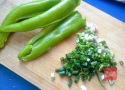 虎皮青椒皮蛋的做法图解3