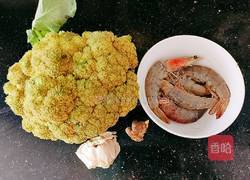 西兰花炒虾仁的做法图解2
