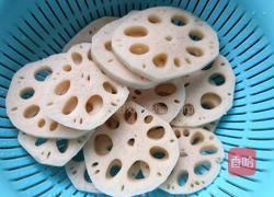 酱炒肉末藕片的做法图解1