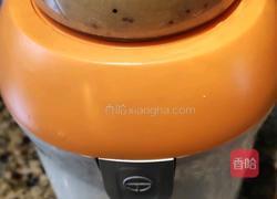 猕猴桃饮品的做法图解1