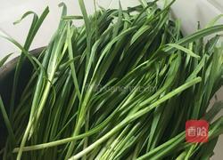 韭菜鸡蛋饺子的做法图解1