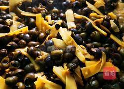 酸笋炒螺的做法图解6