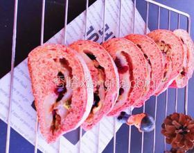 火龍果麻薯軟歐包