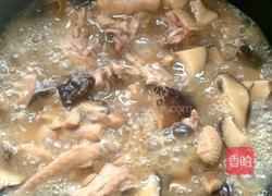 香菇炖鸡的做法图解10