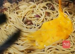 意大利培根蘑菇奶油面的做法图解6