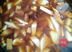 冬笋红烧肉炖土豆的做法图解6