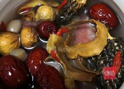 羊肚菌排骨干贝汤的做法图解3