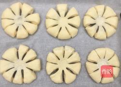 花朵豆沙面包的做法图解11