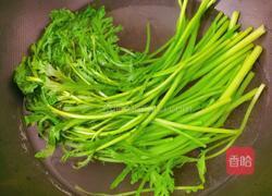 白灼茼蒿的做法图解3