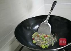 蒜苔炒牛肉的做法图解5