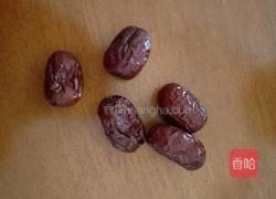 山药红枣枸杞粥的做法图解2
