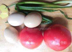 家常菜西红柿炒鸡蛋的做法图解1