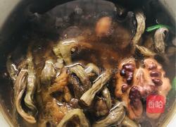 腊肉炖干缸豆的做法图解5