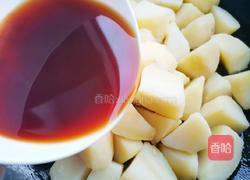 比肉好吃百倍的红烧土豆的做法图解12