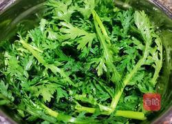 茼蒿炒鸡蛋的做法图解2