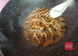 雪菜炒香干的做法图解7