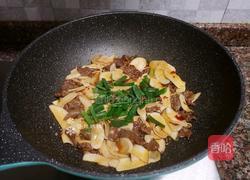 杏鲍菇炒牛肉的做法图解14