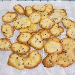 下午茶芝麻小饼的做法[图]