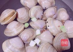 清水煮花蛤的做法图解3