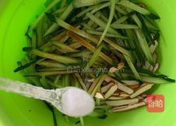 夏日避暑凉拌菜的做法图解3