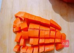 胡萝卜汁的做法图解2