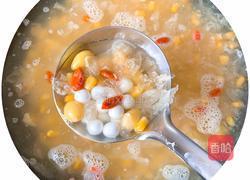 银杏枸杞银耳元宵汤的做法图解2
